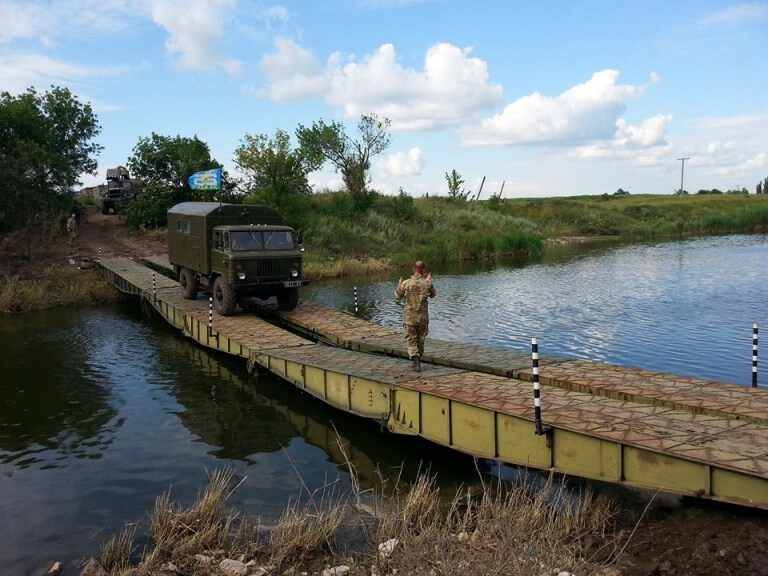 WarGonzo: ВСУ установили понтон через реку возле Старомарьевки