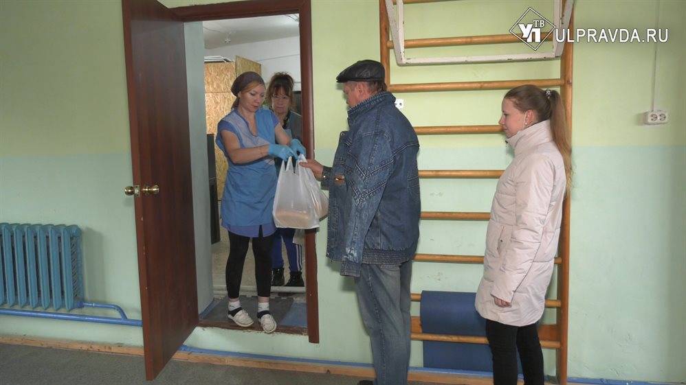Помочь соседу – дело чести. Ульяновские ТОСы возят врачей и пекут хлеб для пенсионеров