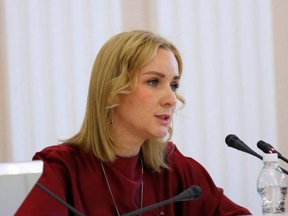 Новым детским правозащитником РФ стала сенатор Мария Львова-Белова