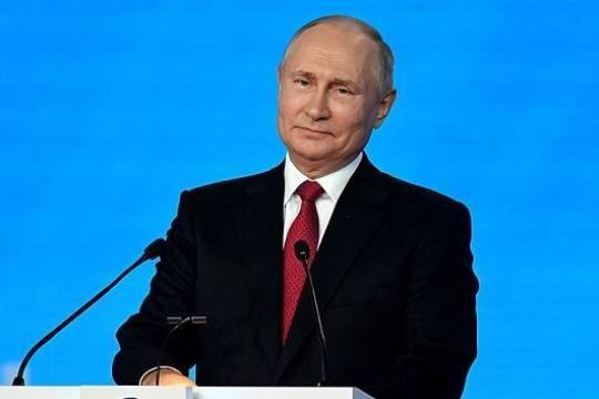 Путин поручил «Газпрому» повысить объёмы газа в хранилищах Европы
