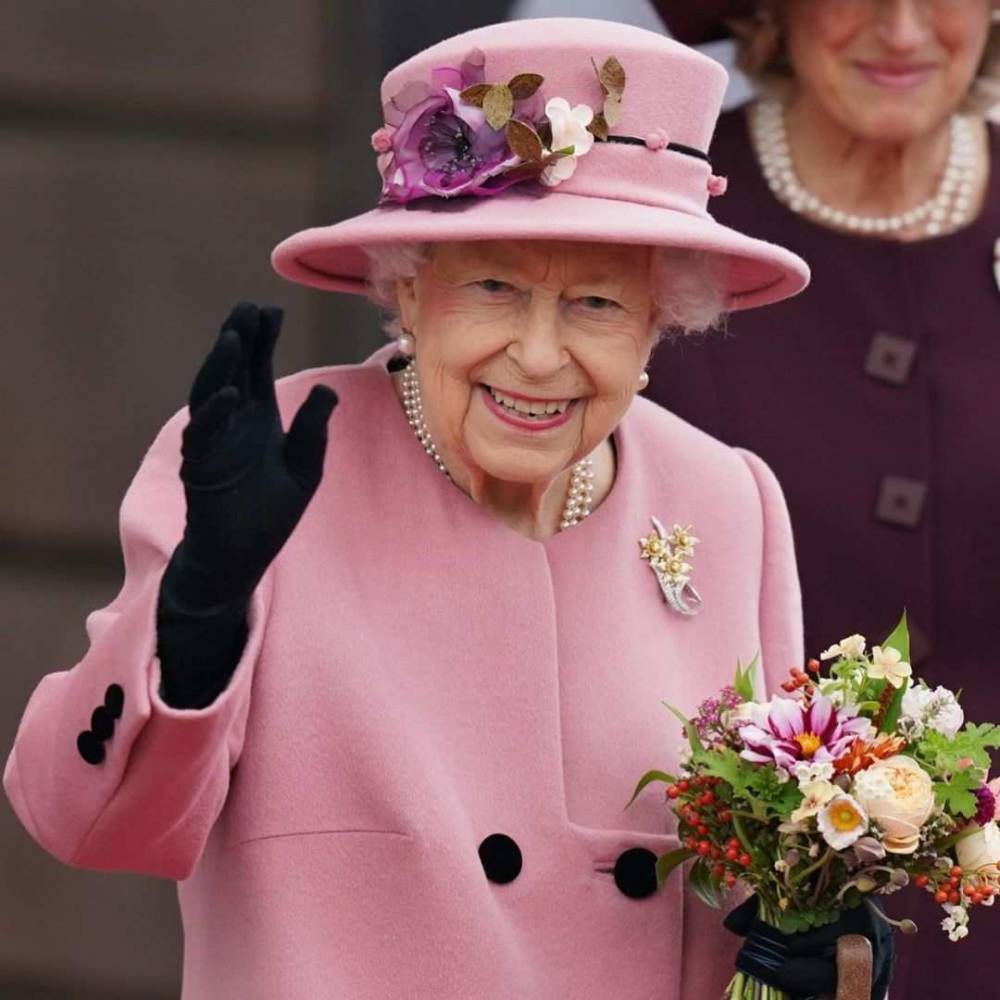 Британцы просят принца Гарри вернуться из США на фоне слухов о здоровье Елизаветы II