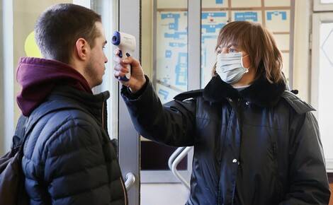 В России выявили 40 096 случаев заражения коронавирусом за сутки, это максимум за пандемию