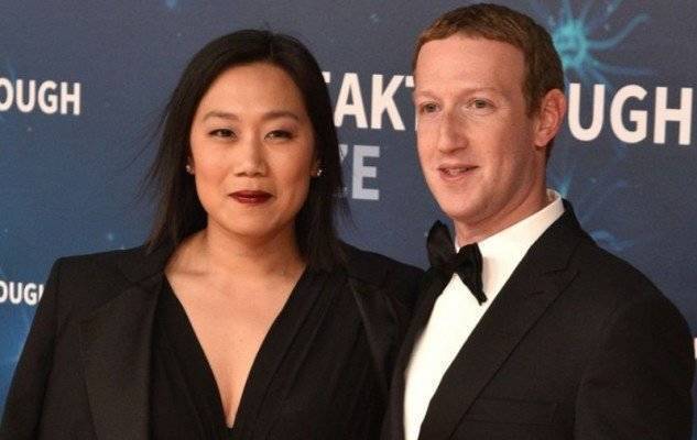 Бывшие сотрудники Марка Цукерберга обвинили бизнесмена и его жену в домогательствах и дискриминации