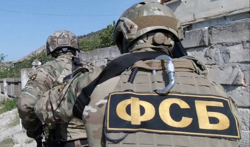 ФСБ ликвидировала боевика ИГ*, который планировал напасть на военных под Мурманском