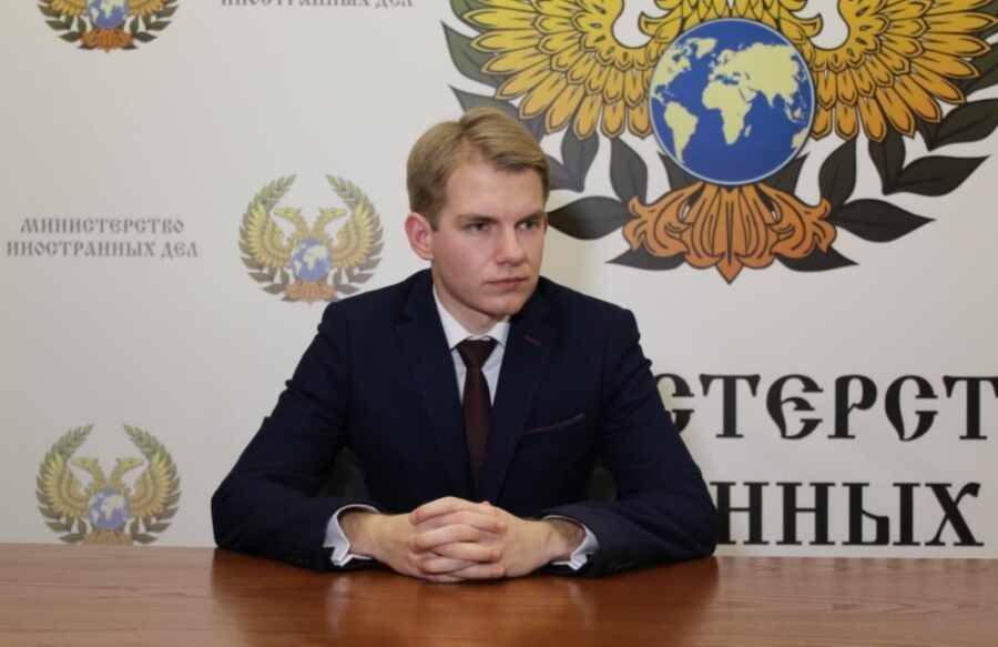 В ДНР указали Зеленскому на некомпетентность украинской делегации