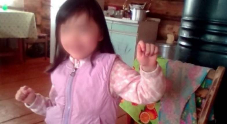 Мать жестоко убила 8-летнюю дочь и соврала, что ребенок стал жертвой маньяка