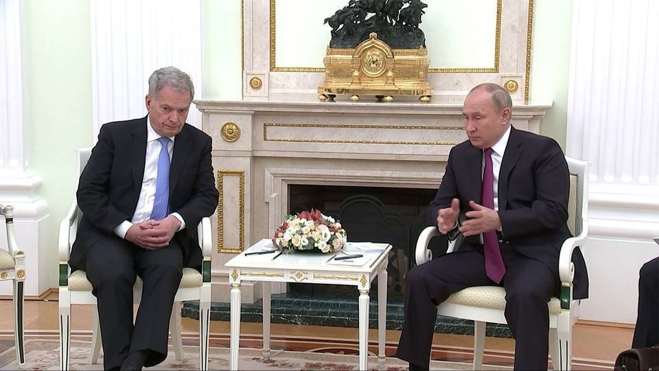 Впервые почти за два года состоялась личная встреча президентов России и Финляндии