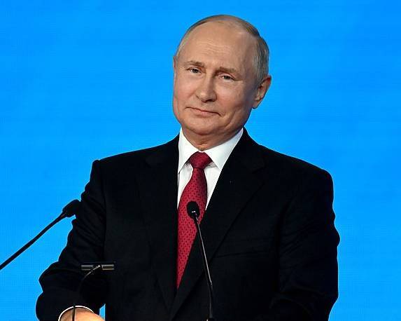 Bloomberg: США и Япония забили тревогу после слов Путина о нефти по 100 долларов