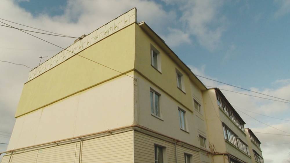 Торцовую стену дома в Новинках утеплили после жалобы нижегородки