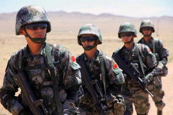 Таджикистан одобрил строительство Китаем новой военной базы