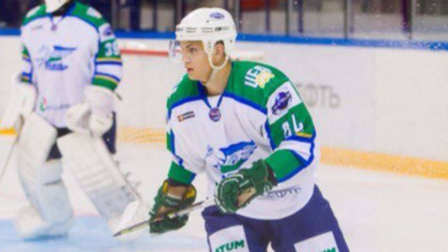 Хоккеист Биткин скончался после падения из окна 25-го этажа в Москве