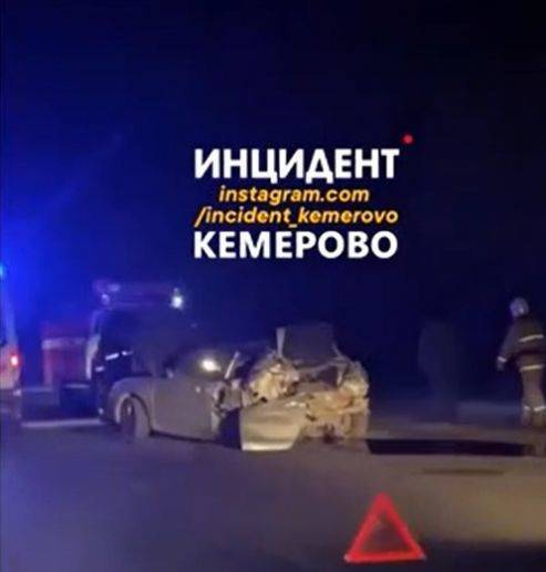 Появились кадры с места ночного ДТП в Кемерове