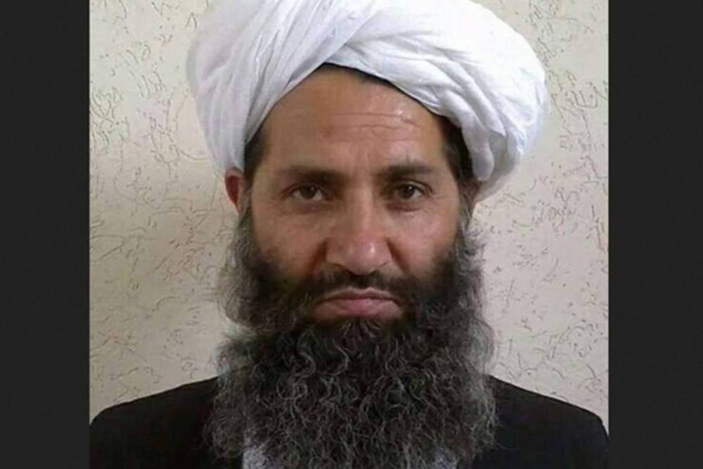 Лидер талибов впервые показался на публике