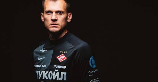 Вратарь «Спартака» Ребров приостановил футбольную карьеру и перешел на новую должность в команде