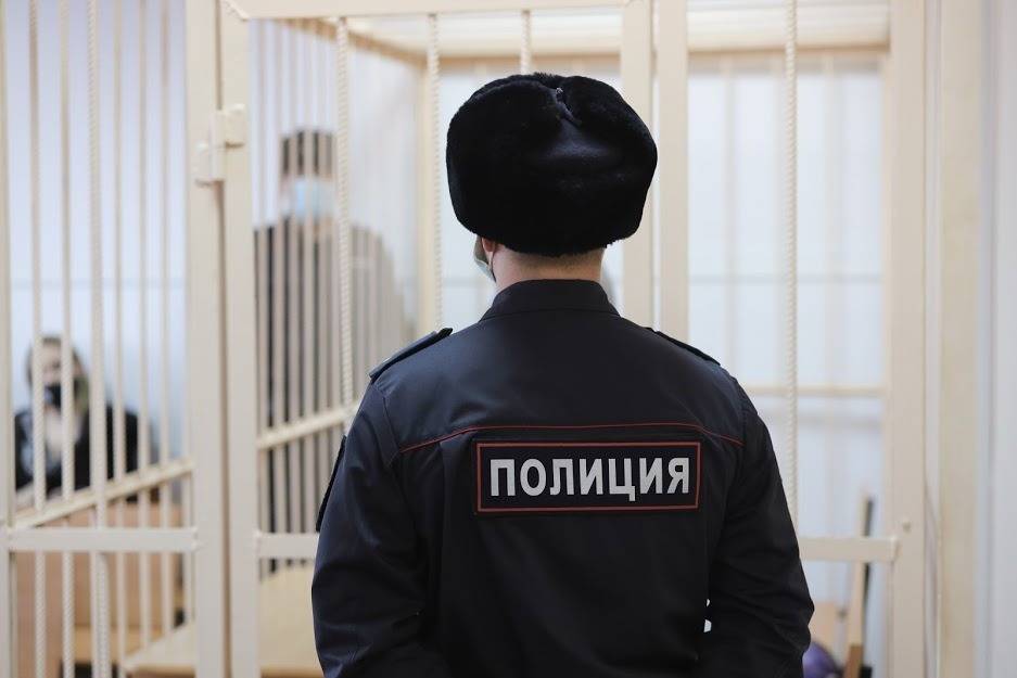 После приговора суда Петербурга на свободу вышел экс-силовик, обвиняемый в хищении кокаина