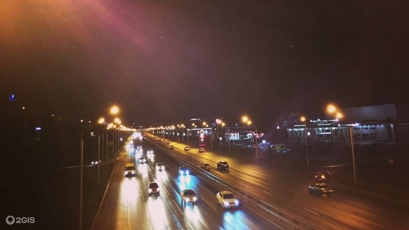 В Уфе на одной из оживленных магистралей устроили ночные гонки