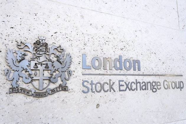 Бумаги российских компаний закрылись в основном в "зеленой зоне" на Лондонской фондовой бирже