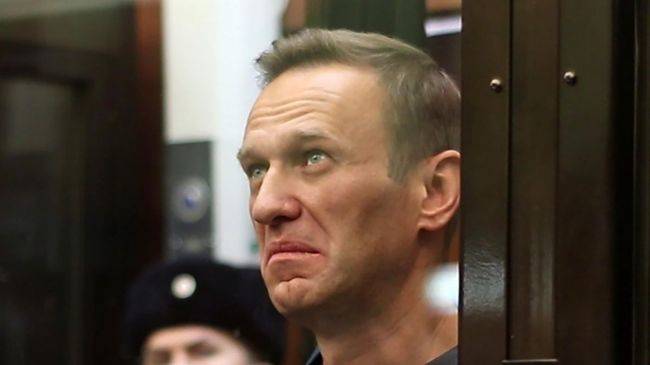 Будет сидеть: суд отказался рассматривать жалобу Навального