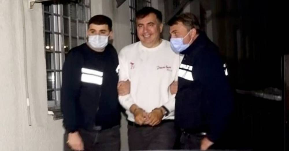 Саакашвили объявил себя "личным узником Путина" и написал Зеленскому коротенькое письмо