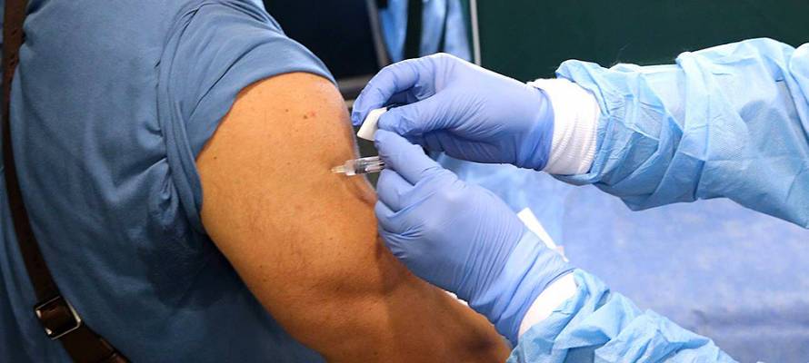 В Карелии от коронавируса привиты более половины подлежащих вакцинации граждан