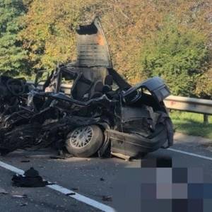 Во Львовской области столкнулись пять автомобилей: есть погибший. Фото