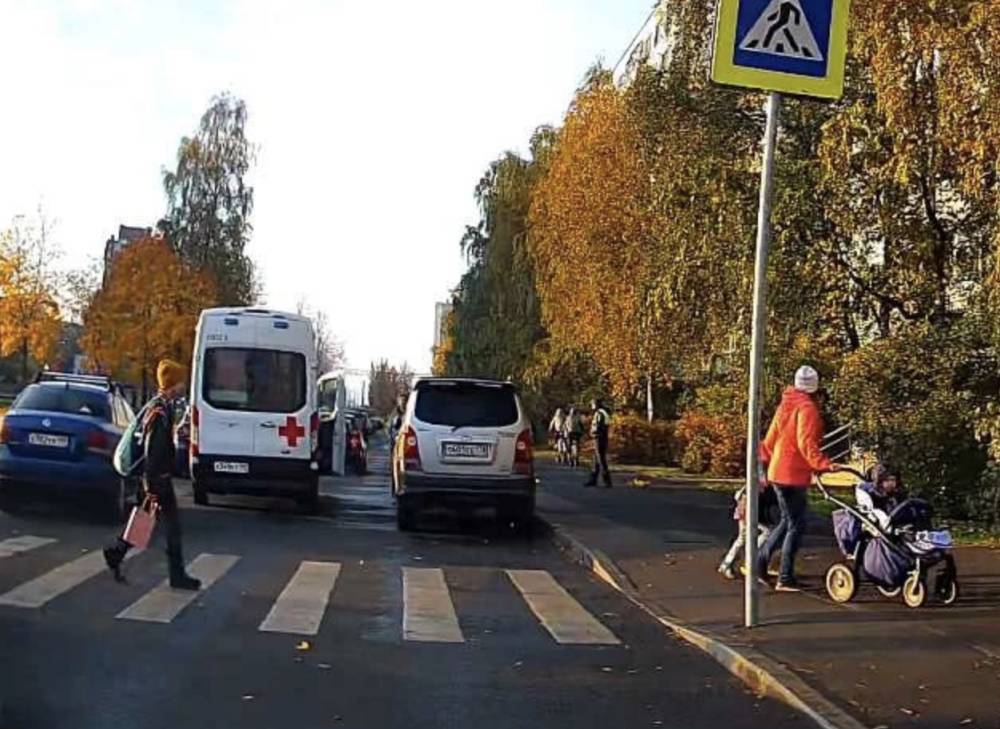 На юго-востоке Петербурга автомобилист сбил школьницу