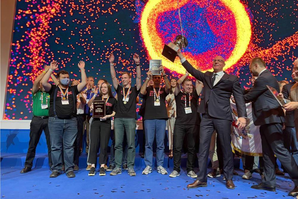 Лучшие из лучших: россияне выиграли Международный студенческий чемпионат мира по программированию – Учительская газета