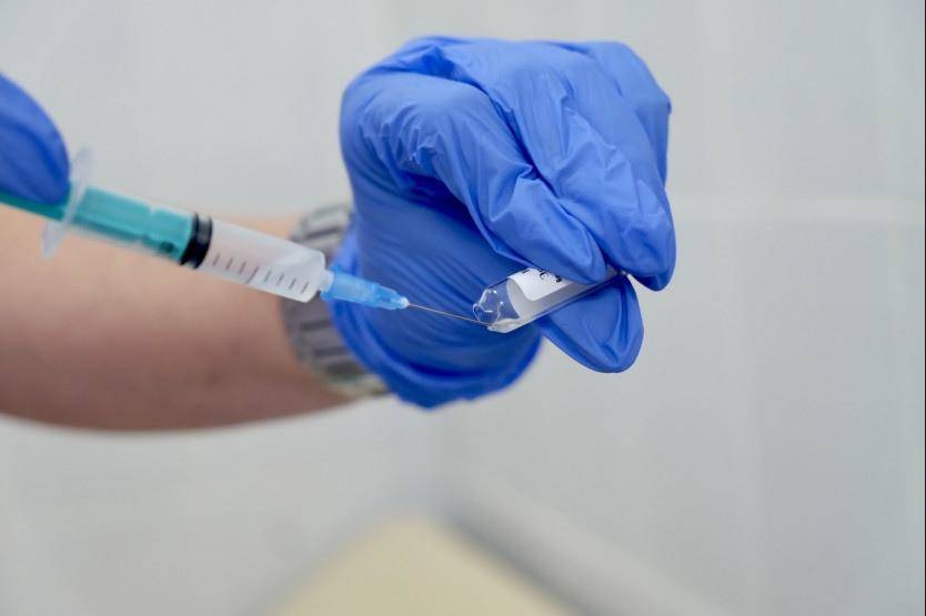 Оперштаб заявил о возможном введении обязательной вакцинации в Новосибирской области