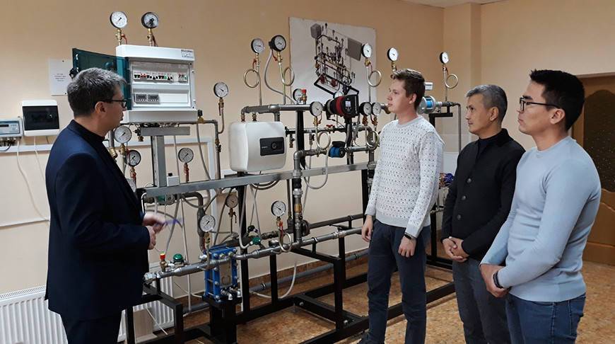 Специалисты ташкентского технопарка повышают опыт в лабораториях БрГТУ