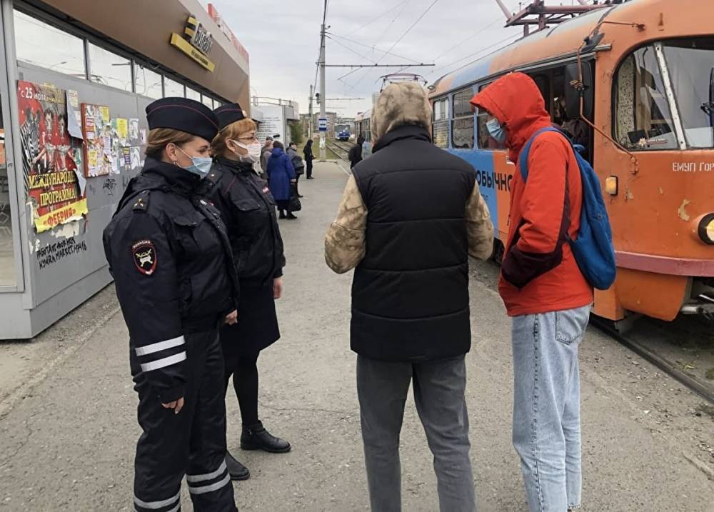 В Екатеринбурге после смерти девочки полиция начала рейд по поиску трамвайных зацеперов