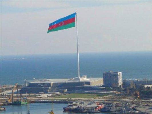 «Одна независимость — два дня»: Азербайджан пересмотрит наименования праздников