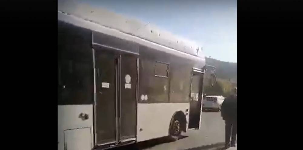 Два автобуса столкнулись на улице Водопьянова. Пострадала 16-летняя пассажирка