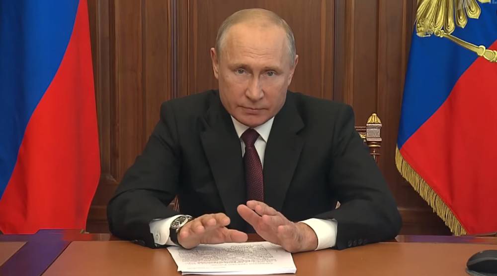 Путин: В европейских хранилищах не хватает газа из-за холодной зимы