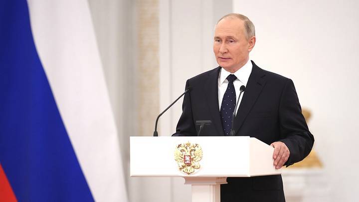 Путин: Можно было увеличить поставки газа через Украину, но себе в убыток