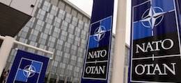 НАТО высылает 8 российских дипломатов