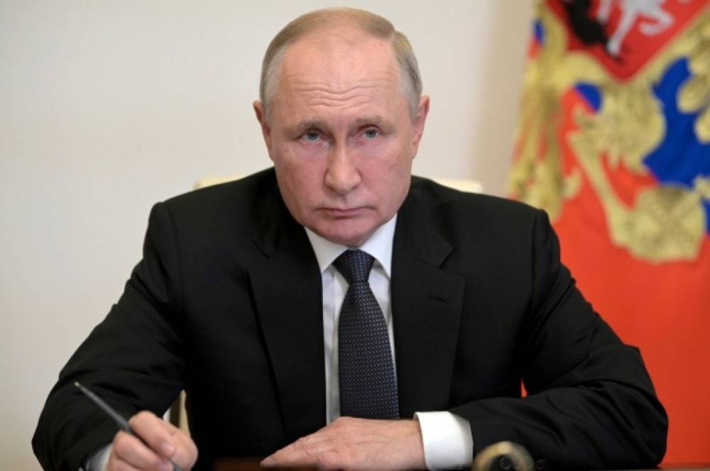 Путин поддержал идею об увеличении газа на рынке через Петербургскую биржу