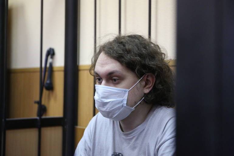 Блогера Хованского оставили под арестом до 8 ноября