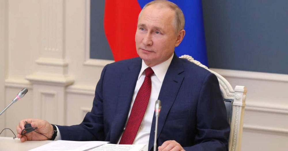 Путин назвал ошибочной политику краткосрочных газовых контрактов ЕС