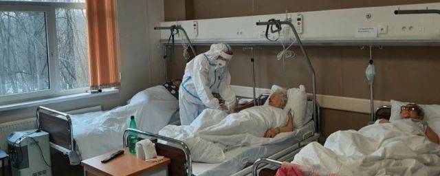 В Ростове ковид-госпиталь РОКБ третьи сутки работает с полной заполняемостью