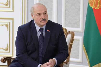 Лукашенко пообещал не дать вывести белорусов на улицу с помощью санкций