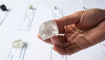 "АЛРОСА" продала в августе-сентябре крупные алмазы на $37,8 млн