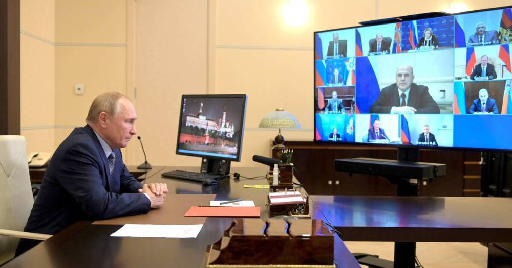 Путин обсудил с Совбезом вопросы обеспечения внутренней безопасности