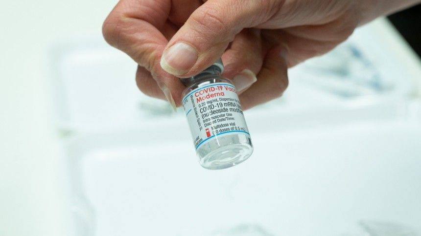 Две европейские страны приостановили вакцинацию Moderna