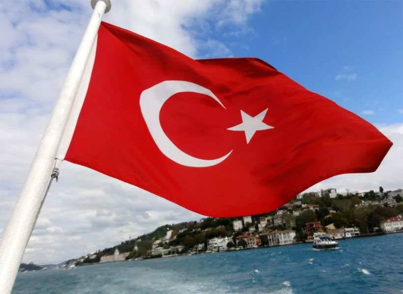 Турция продлила военные учения в районе работы кипрского исследовательского судна