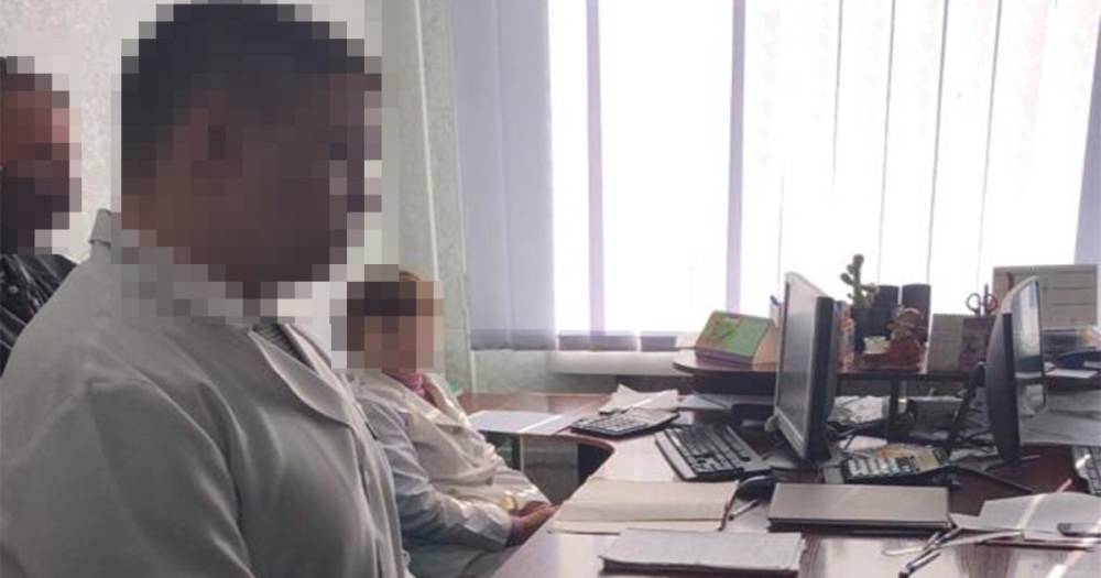 СБУ задержала на Волыни программиста больницы, подделывавшего свидетельства о вакцинации (ФОТО)