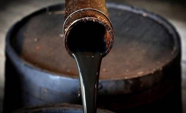 Цены на нефть продолжают рост на фоне отказа промышленности от газа