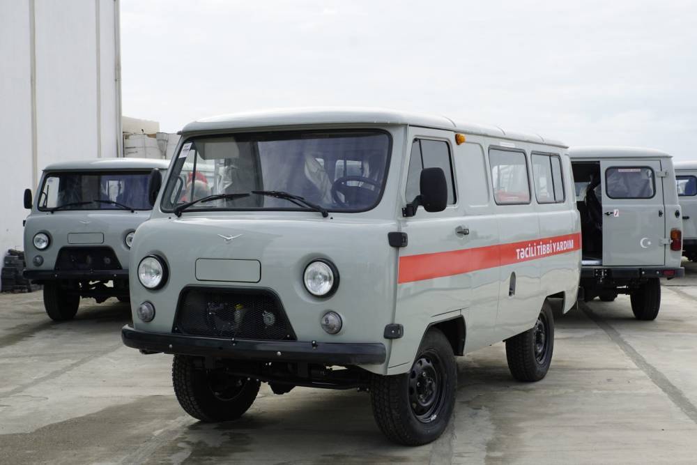 Агентство Азербайджана по разминированию провело тендер на поставку автомобилей скорой помощи (ФОТО)