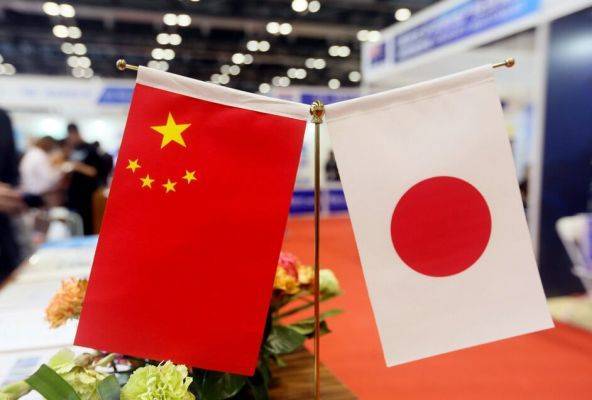 Си Цзиньпин пригласил Японию принять активное участие в зимней Олимпиаде-2022