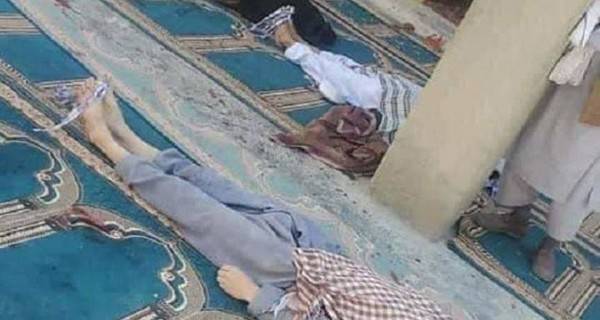 В Афганистане смертник подорвал мечеть с сотнями людей