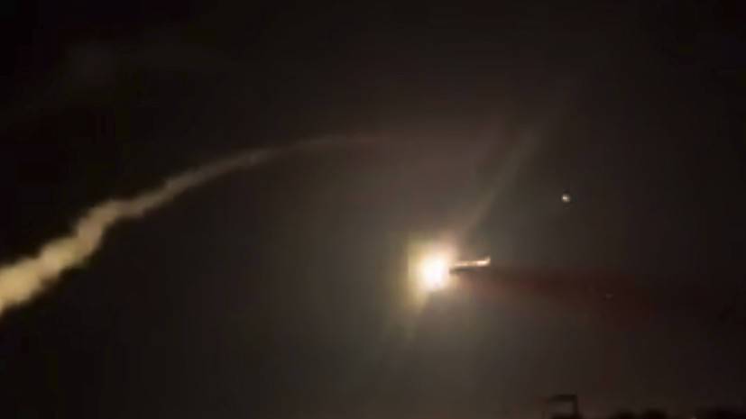 SANA: ПВО Сирии отражает атаку в небе над Хомсом